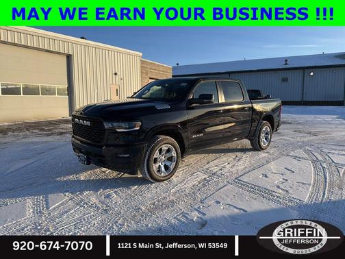 Diamond Black Crystal Pearlcoat 2026 RAM 1500 Big Horn/Lone Star