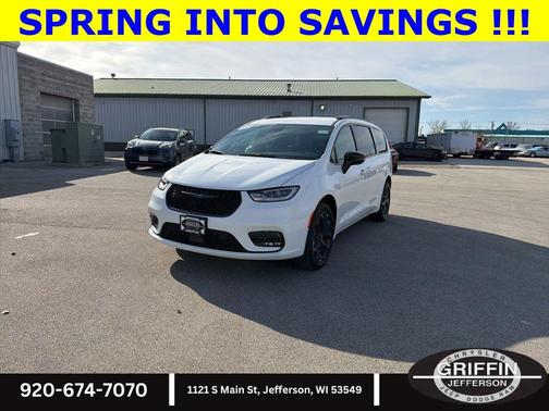 2026 Chrysler Pacifica L