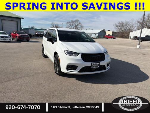 2026 Chrysler Pacifica L