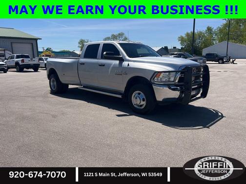 Bright Silver Metallic Clearcoat 2018 RAM 3500 Tradesman Crew Cab 4x4 8' Box