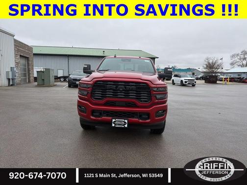 Molten Red Pearlcoat 2026 RAM 2500 Big Horn Crew Cab 4x4 6'4' Box