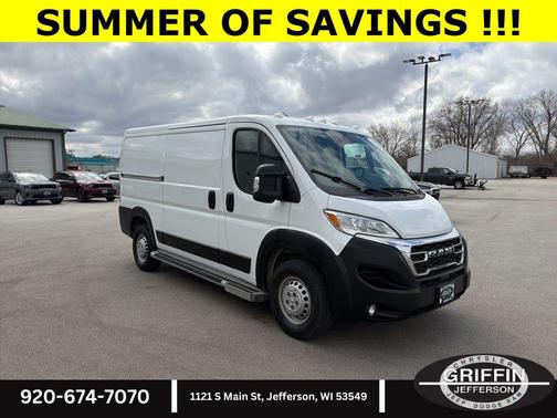 Bright White Clearcoat 2025 RAM ProMaster 2500 Tradesman