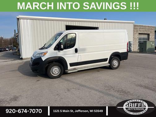 Bright White Clearcoat 2025 RAM ProMaster 2500 Tradesman