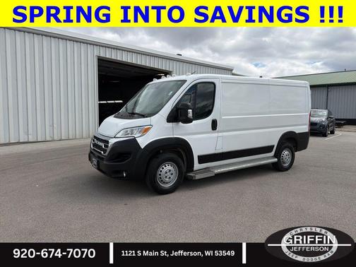 Bright White Clearcoat 2025 RAM ProMaster 2500 Tradesman