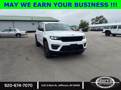 Bright White Clearcoat 2025 Jeep Grand Cherokee Limited