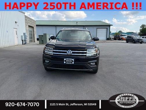 Deep Black Pearl 2019 Volkswagen Atlas 3.6L SE