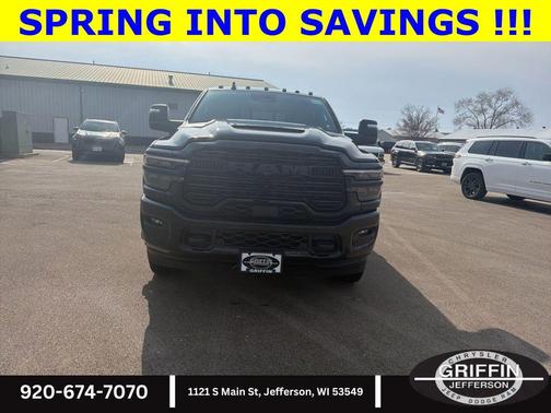 Diamond Black Crystal Pearlcoat 2026 RAM 3500 Laramie Mega Cab 4x4 6'4' Box