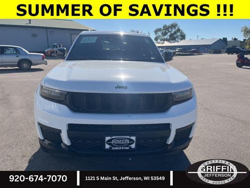 Bright White Clearcoat 2025 Jeep Grand Cherokee L Altitude