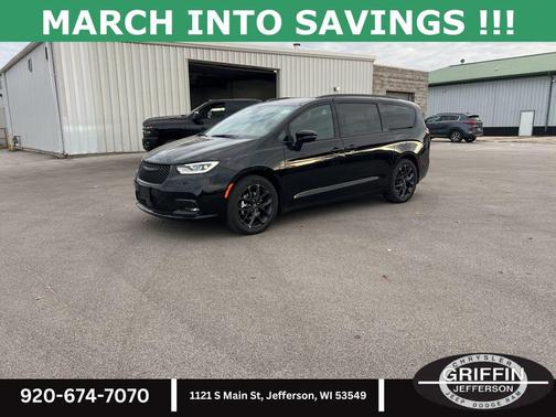 2026 Chrysler Pacifica L