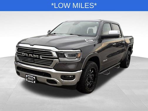 Granite Crystal Metallic Clearcoat 2019 RAM 1500 Laramie