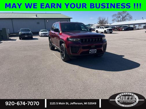 Velvet Red Pearlcoat 2026 Jeep Grand Cherokee Altitude