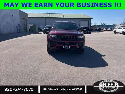 Velvet Red Pearlcoat 2026 Jeep Grand Cherokee Altitude