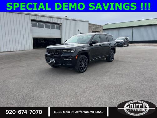 Diamond Black Crystal Pearlcoat 2025 Jeep Grand Cherokee L Summit