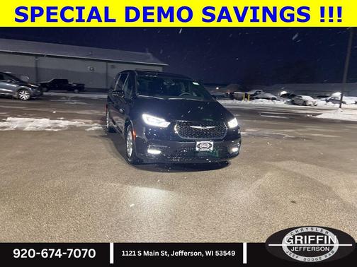 2026 Chrysler Pacifica L