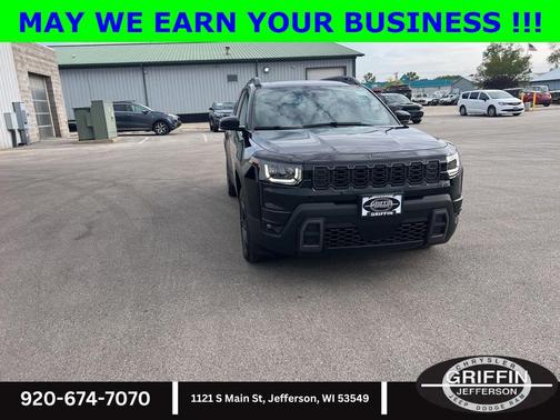 Diamond Black Crystal Pearlcoat 2026 Jeep Cherokee Limited