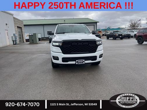 Bright White Clearcoat 2026 RAM 1500 Big Horn/Lone Star
