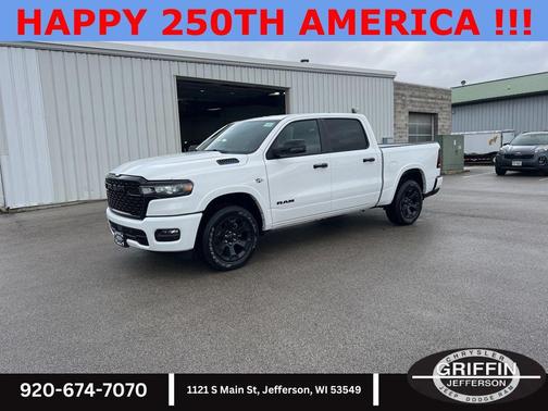 Bright White Clearcoat 2026 RAM 1500 Big Horn/Lone Star