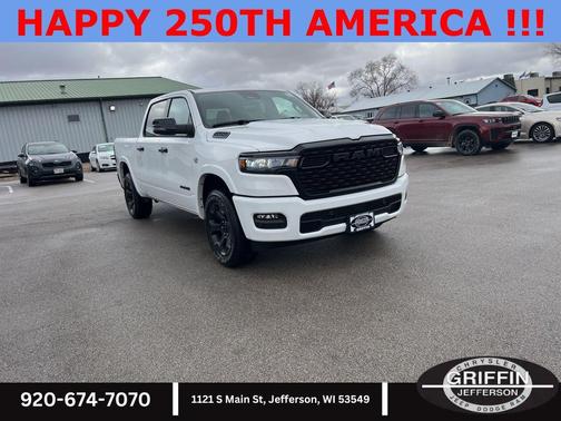 Bright White Clearcoat 2026 RAM 1500 Big Horn/Lone Star