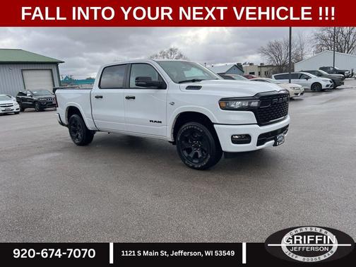 Bright White Clearcoat 2026 RAM 1500 Big Horn/Lone Star