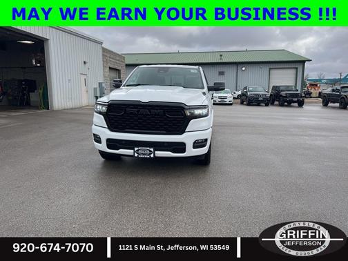 Bright White Clearcoat 2026 RAM 1500 Big Horn/Lone Star