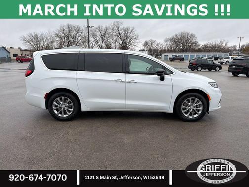 2026 Chrysler Pacifica L