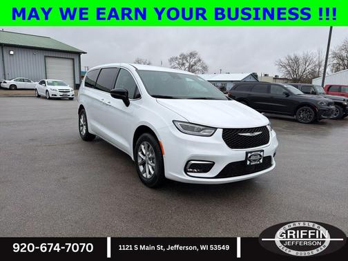 Bright White Clearcoat 2026 Chrysler Pacifica L