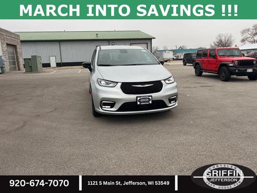 2026 Chrysler Pacifica L