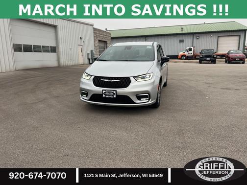 2026 Chrysler Pacifica L