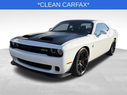 White Knuckle Clearcoat 2023 Dodge Challenger SRT Hellcat