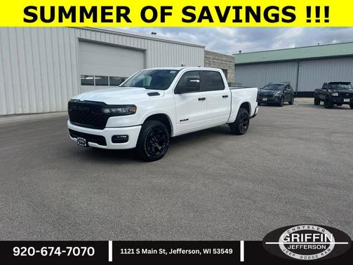 Bright White Clearcoat 2026 RAM 1500 Big Horn/Lone Star