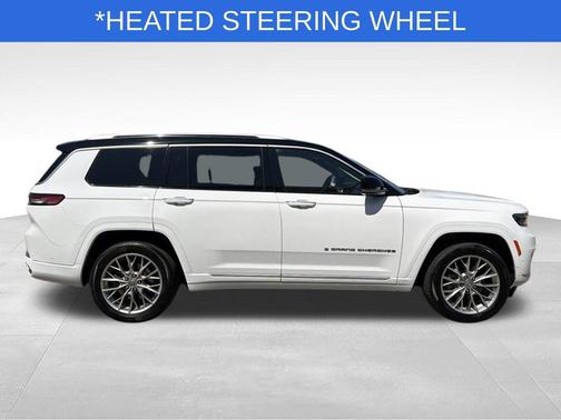 Bright White Clearcoat 2022 Jeep Grand Cherokee L Summit
