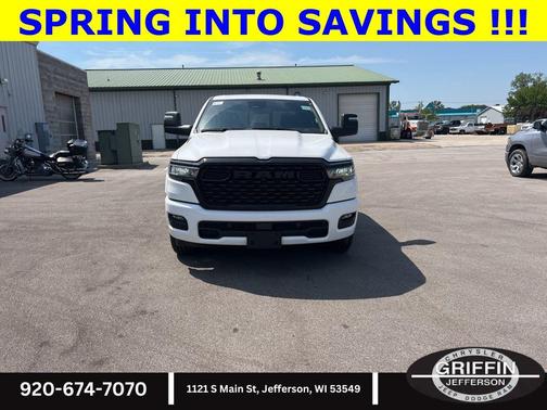 Bright White Clearcoat 2026 RAM 1500 Big Horn/Lone Star