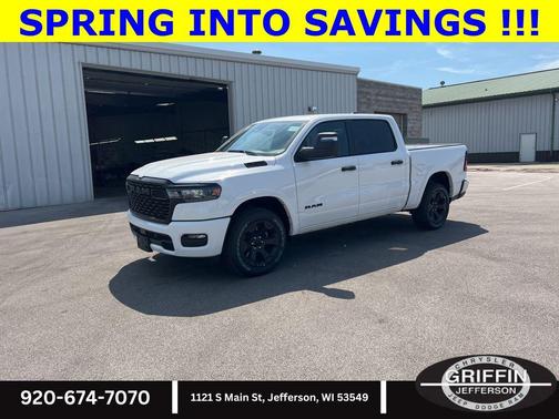 Bright White Clearcoat 2026 RAM 1500 Big Horn/Lone Star