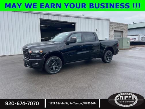 Diamond Black Crystal Pearlcoat 2026 RAM 1500 Big Horn/Lone Star