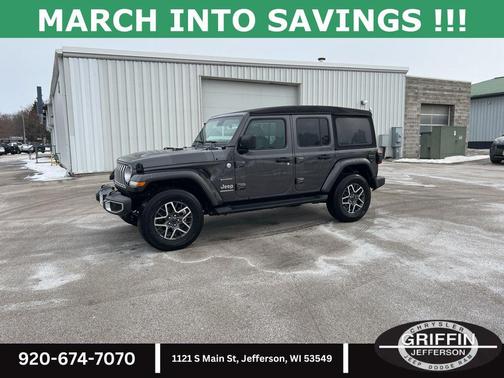 2024 Jeep Wrangler 4-Door Sahara 4x4