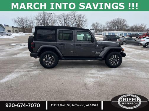 2024 Jeep Wrangler 4-Door Sahara 4x4