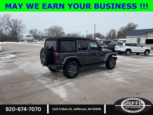 Granite Crystal Metallic Clearcoat 2024 Jeep Wrangler 4-Door Sahara 4x4