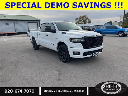 Bright White Clearcoat 2026 RAM 1500 Big Horn/Lone Star