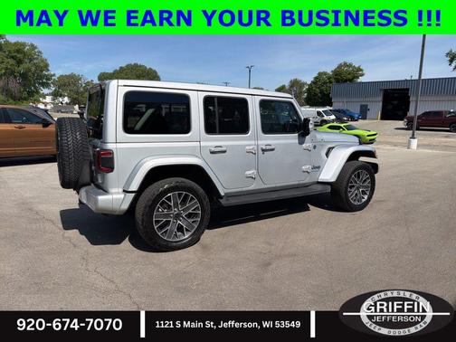 Silver Zynith Clearcoat 2024 Jeep Wrangler 4xe High Altitude