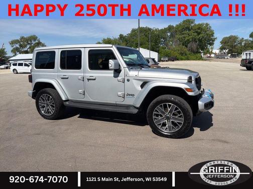 Silver Zynith Clearcoat 2024 Jeep Wrangler 4xe High Altitude