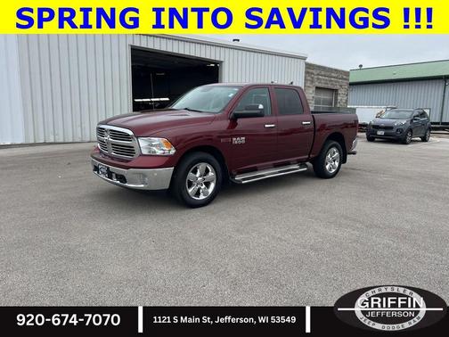 Delmonico Red Pearlcoat 2016 RAM 1500 Big Horn