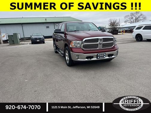 Delmonico Red Pearlcoat 2016 RAM 1500 Big Horn