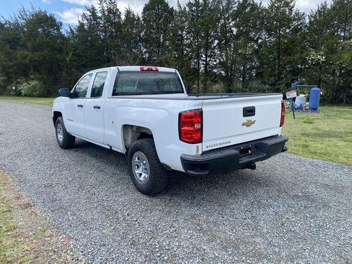 Photo 5 of 31 of 2016 Chevrolet Silverado 1500 WT