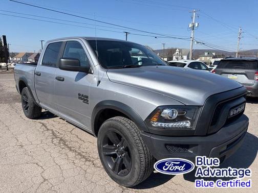 2024 RAM 1500 Classic Warlock Crew Cab 4x4 5'7' Box