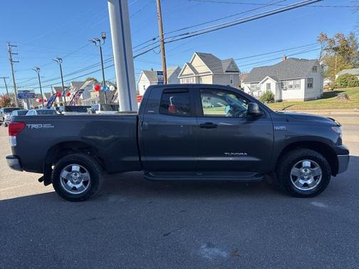 2011 Toyota Tundra Grade