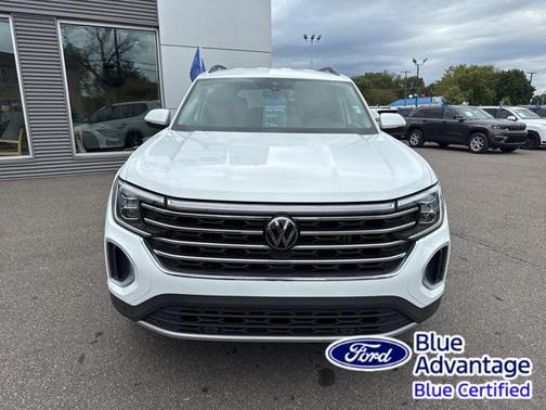 2024 Volkswagen Atlas 2.0T SE w/Technology 4MOTION