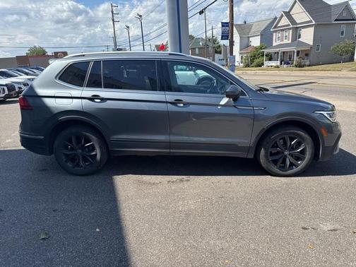 2024 Volkswagen Tiguan 2.0T SE 4MOTION