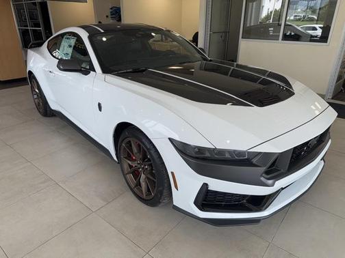 2025 Ford Mustang Dark Horse Fastback