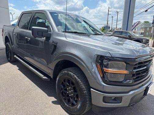 CARBONIZED GRAY METALLIC 2026 Ford F-150 XLT