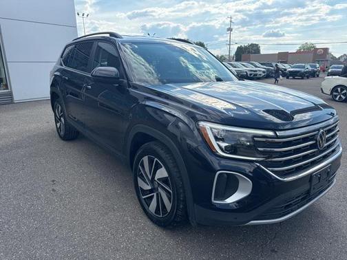 2024 Volkswagen Atlas 2.0T SE w/Technology 4MOTION
